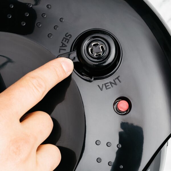 ninja multicuiseur foodi, air fryer, 7 en 1, 6l, 7 fonctions de cuisson, autocuiseur multifonction, cuisson sous pression, friture à l'air, cuisson lente, gril et plus, acier brossé et noir, op300eu