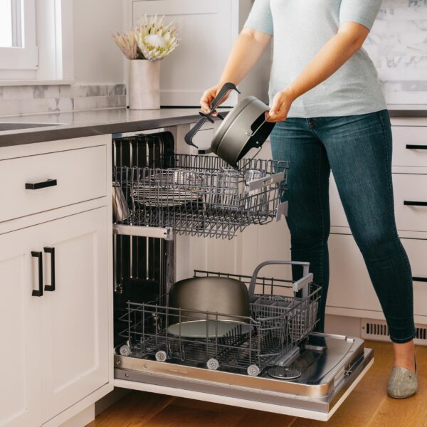 ninja multicuiseur foodi, air fryer, 7 en 1, 6l, 7 fonctions de cuisson, autocuiseur multifonction, cuisson sous pression, friture à l'air, cuisson lente, gril et plus, acier brossé et noir, op300eu