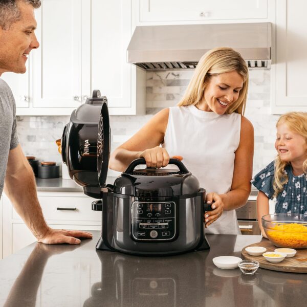 ninja multicuiseur foodi, air fryer, 7 en 1, 6l, 7 fonctions de cuisson, autocuiseur multifonction, cuisson sous pression, friture à l'air, cuisson lente, gril et plus, acier brossé et noir, op300eu